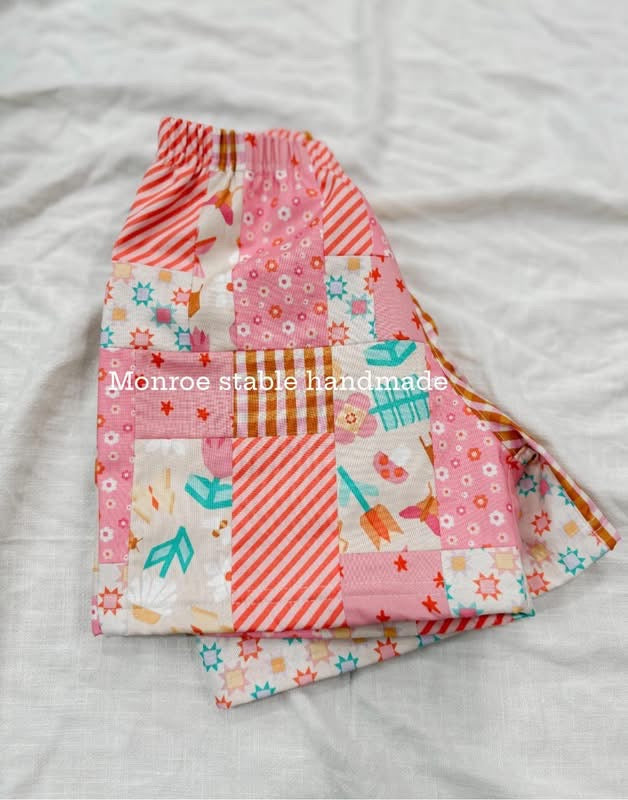 Ready to ship size 4/5 handmade patchwork with added patchwork pocket.