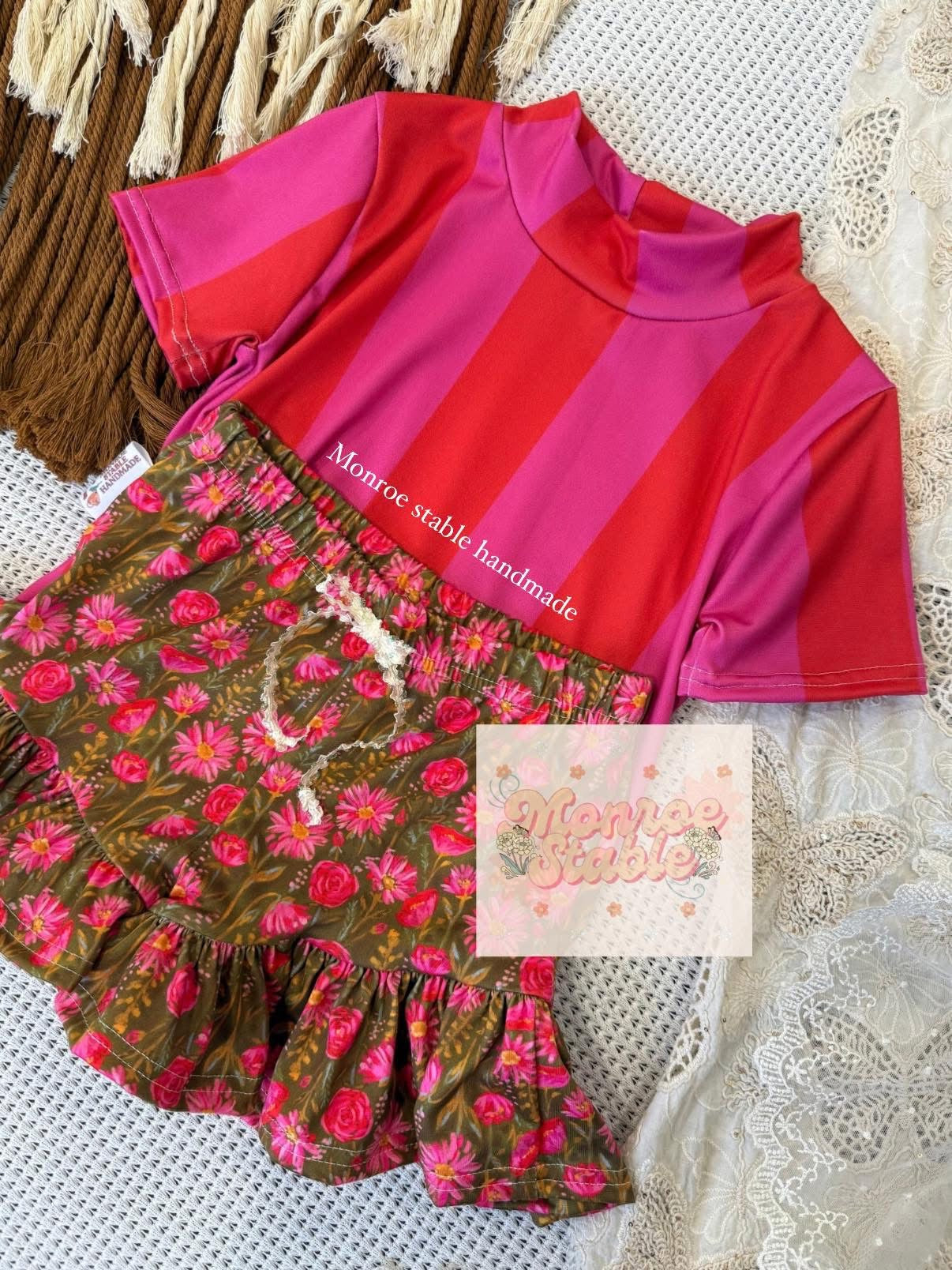 Preorder basic little mock neck /ruffle shorties