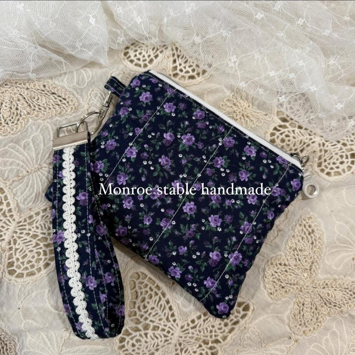 Ashley card pouch