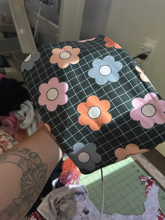LL flower checker